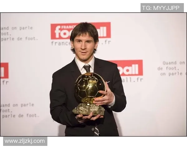 杰出足球明星的传奇之路与辉煌成就探秘